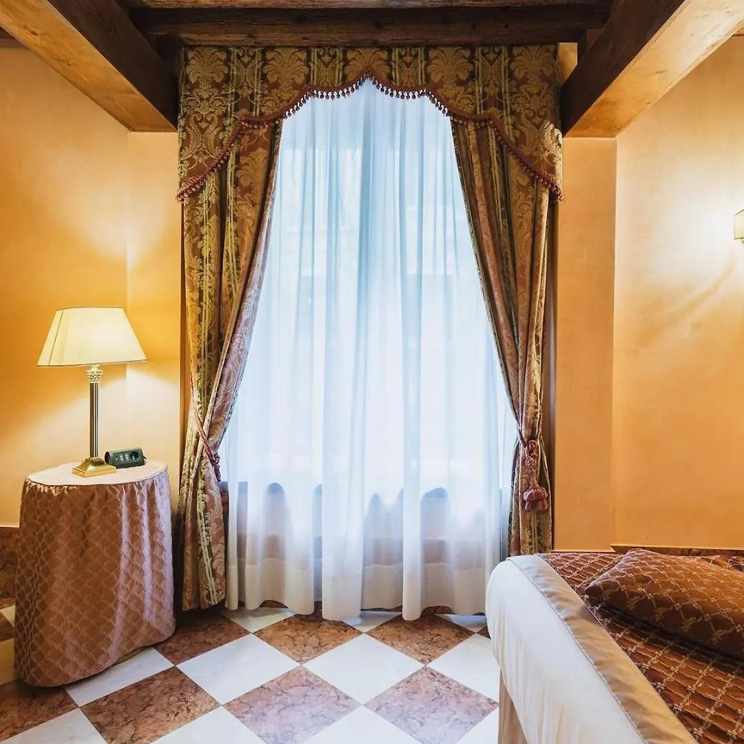 Ca' Amadi Bed & Breakfast Venedik