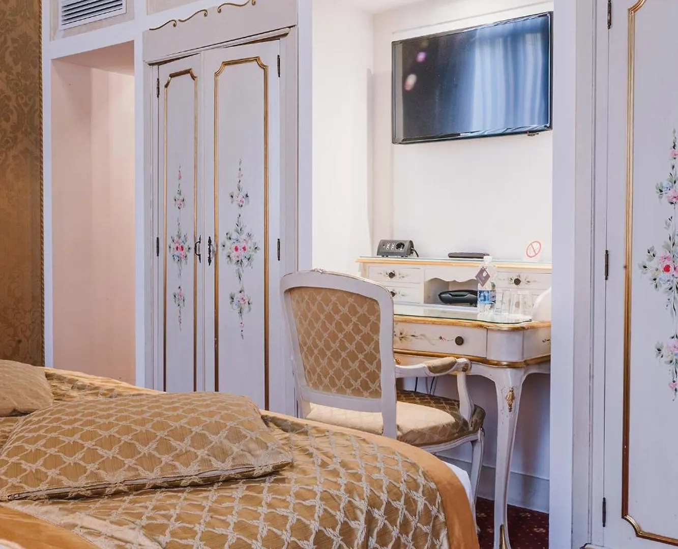 Ca' Amadi Bed & Breakfast Venedik 3*,  İtalya