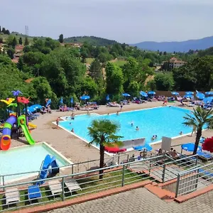  Holiday home Small Camp Il Poggetto Italy