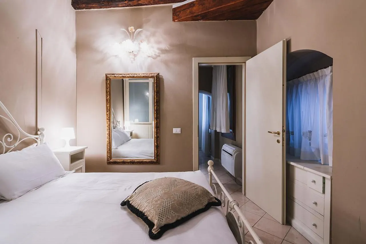 Bed and Breakfast Ca' Amadi Benátky 3*,